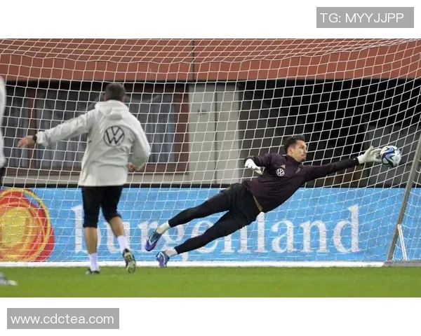 足球碰撞的瞬间解析与技术探讨如何提升球员的安全与竞技表现 足球碰撞的瞬间解析与技术探讨如何提升球员的安全与竞技表现