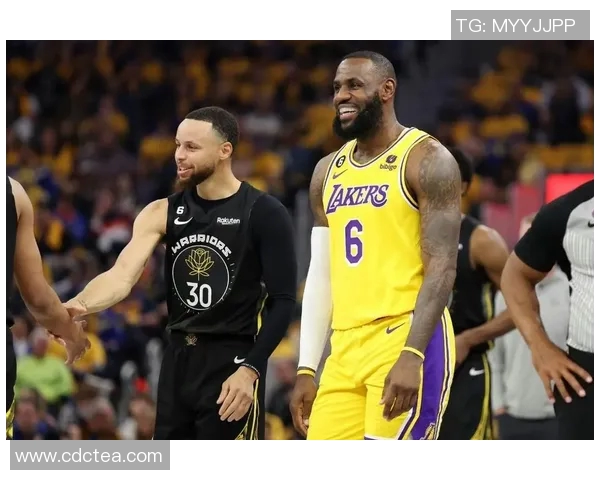 勇士与湖人激战正酣在线观看全程直播精彩瞬间不容错过 勇士与湖人激战正酣在线观看全程直播精彩瞬间不容错过